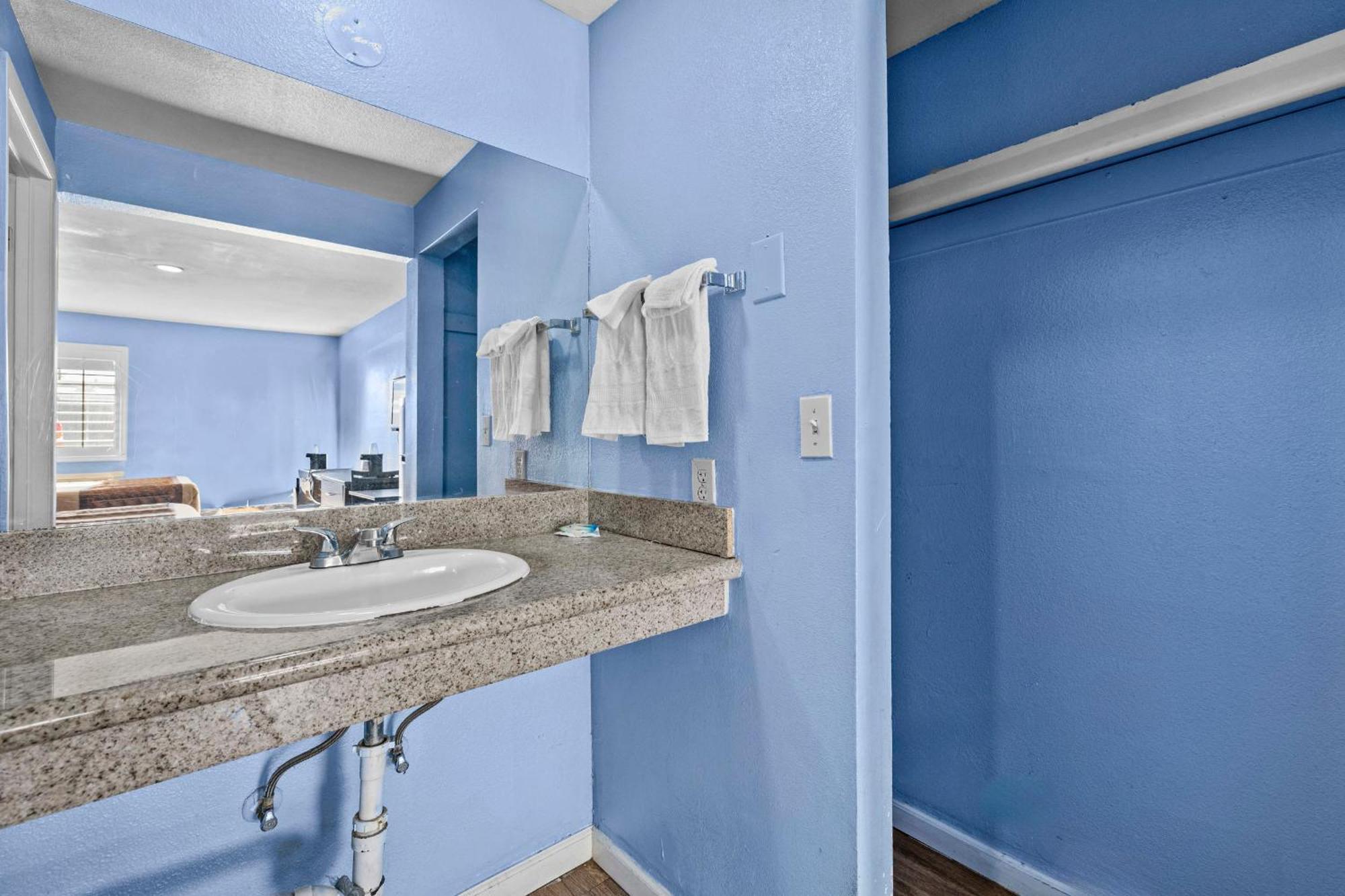 American Executive Inn Mesa Extérieur photo